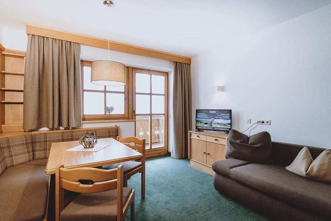 Lindlinghof Aparthotel Saalbach-Hinterglemm Exterior photo
